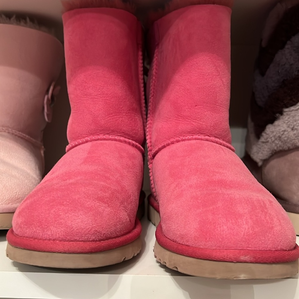 Ugg Bailey Bow - image 2